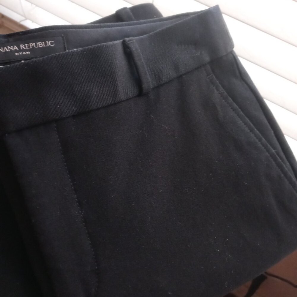 BANANA REPUBLIC ryan straight fit washable bi-stretch pants in black (sz4) - Picture 2 of 15